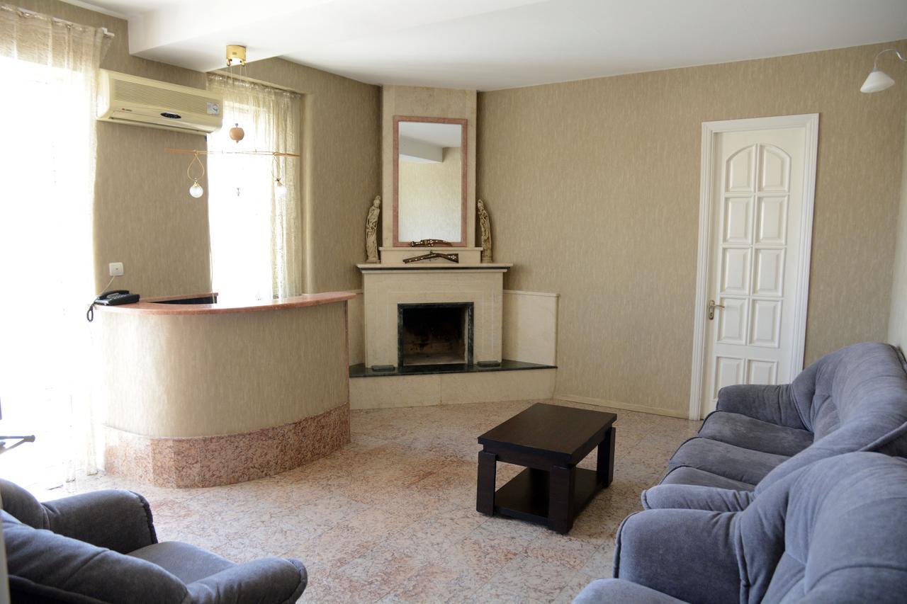 Hotel Ata Tbilisi Ngoại thất bức ảnh